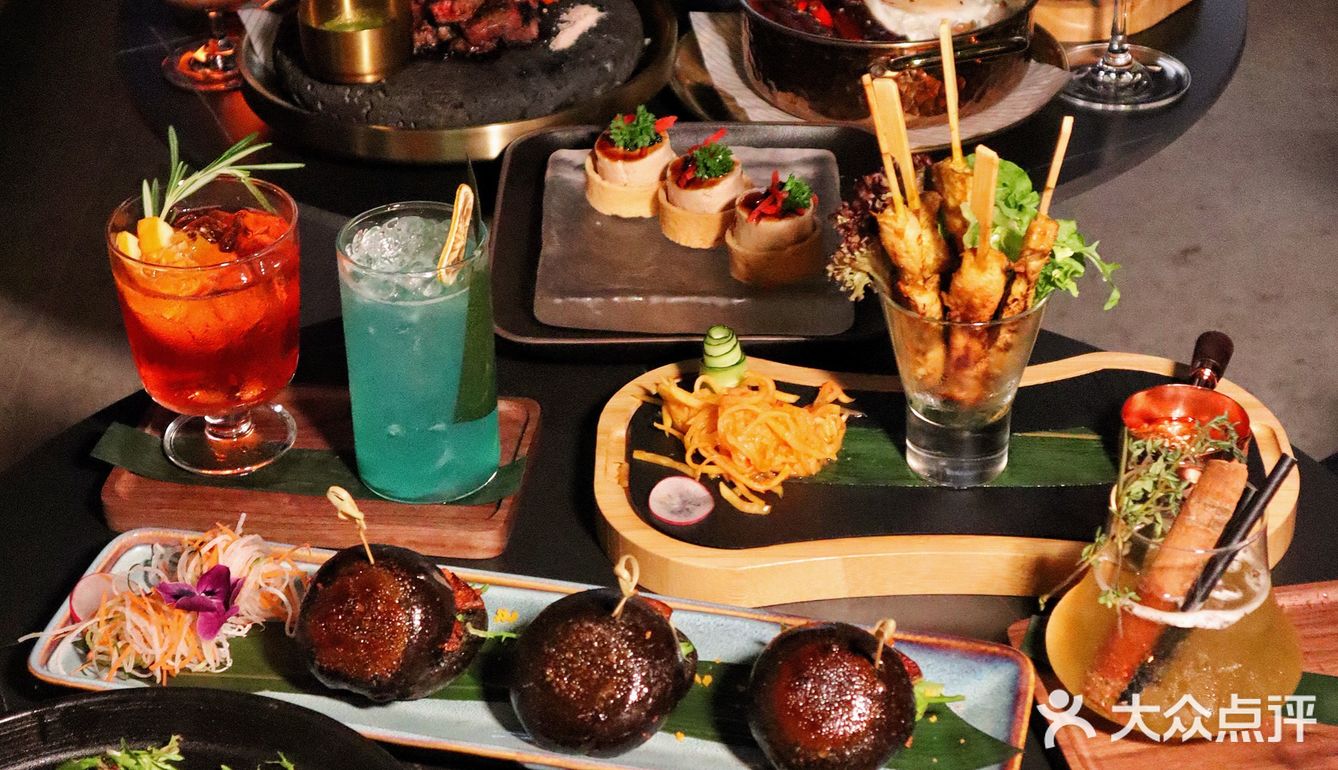 啊啊啊想告诉全世界 这家东南亚融合西餐酒吧太浪漫了‼️