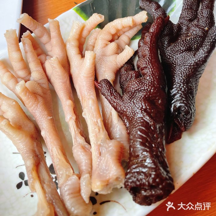藏在老街里的米线店,人均10元，吃一次就上瘾