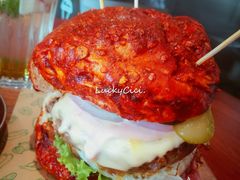 双蛋指椒牛肉汉堡-魏斯理汉堡(西安沣东吾悦店)