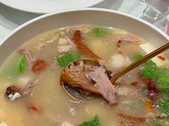 -新华饭店·新津菜·酥皮烤鸭·海鲜(津湾广场店)