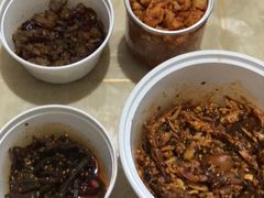 -鑫记婆婆兔·成都特产·兔头手撕兔(太古里店)