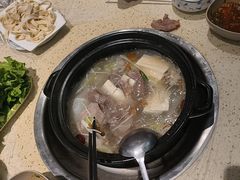 -九寨特色牦牛肉汤锅 羊肉汤锅