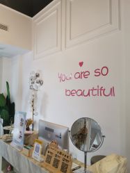 -俪颜·美甲美睫