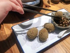 -野山舂·贵州现舂酸汤火锅(鸿通城店)