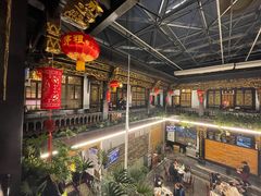 大堂-蔼若春.传承三十年云南菜(金碧公园店)