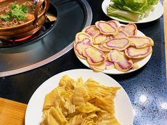 -银同牦牛肉火锅