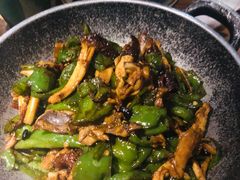 手撕扁担鸡-吃饭皇帝大土家民族菜(正大广场店)