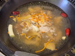 -野菌园·野生菌火锅首创第一家(关兴路总店)