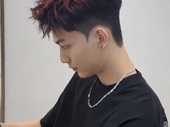 -鸿通城购物中心