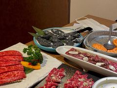 -炼火烤肉店