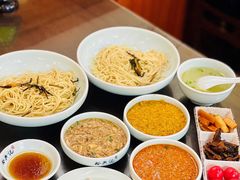 -裕兴记•蟹黄面馆(人民广场店)