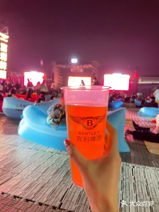 临沂大学体育馆图片