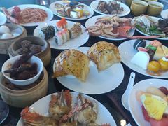 -怡豪大饭店·银顶旋转餐厅