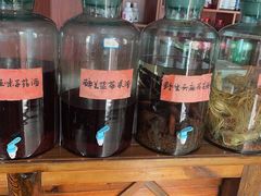 -果松木炭酸菜铜火锅·外婆参鸡汤