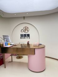 -玛妮雅科技纤体美容