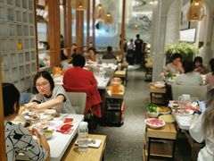 -三人行骨头王火锅(长寿店)