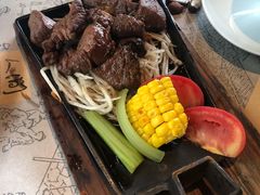 铁锄牛肉-穹六人间 people 6(岳阳路店)