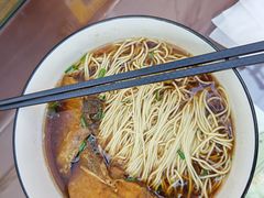 苏式面-百年老字号·观振兴蟹黄面·三虾面·苏式面(观前街富仁坊巷店)