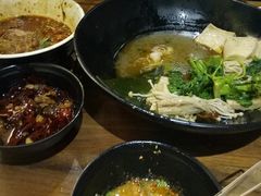 -万记麻辣烫国展总店