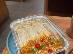 蒜蓉金针菇-韩悦牛排烤肉无限续(宝能中心店)