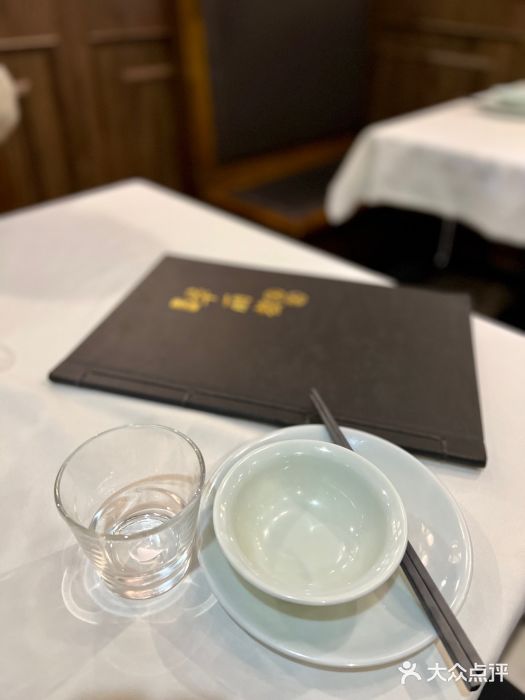 华丽楼酒家(北礼士路149号院店)餐具摆设图片