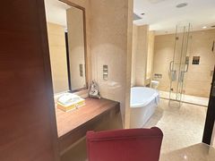 -深圳湾科技园丽雅查尔顿酒店