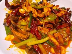田鸡烧鳝鱼-美味故事特色餐厅(汉阳郭茨口店)
