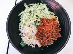 -金家小金碗云南过桥米线