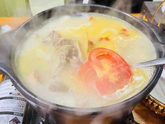 金汤鸽王汤-小金鬼·煎饺·鸽子汤