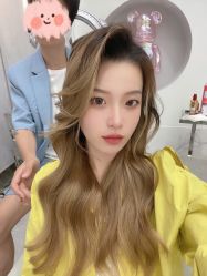 -PE SALON
