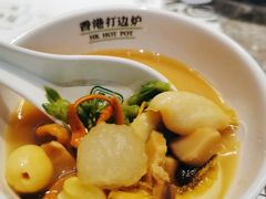 -禄婶鸡煲·打边炉