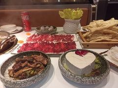 -牛人日志·鲜牛肉骨汤火锅(万科里瑧店)