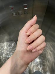 -UGIRL有个美甲