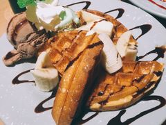 -Lia Cafe Bar Restaurant松山咖啡屋