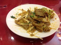 土豆片炒栲栳栳-石头门坎
