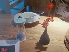 -蜜桃餐厅·伴山(湖滨商业街店)