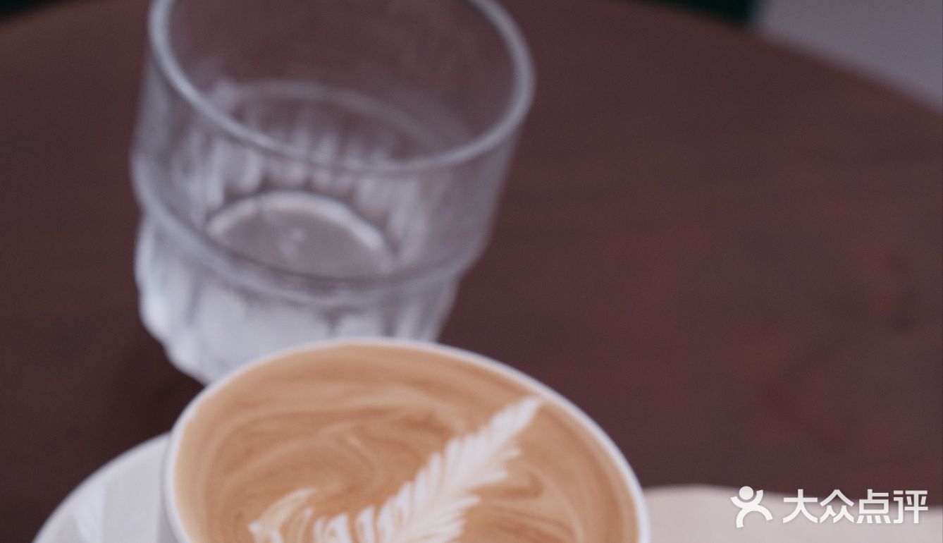 MoonLight Cafè月白｜风中一朵白白的云