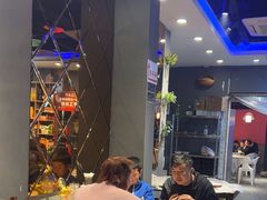 -老街烧烤大排档·地道湖北菜·龙虾馆(汉口火车站店)