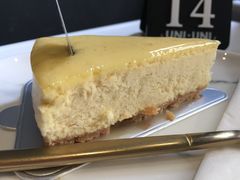 -UNI UNI(环亚凯瑟琳店)