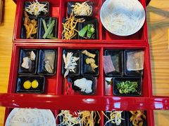 -勺子米线·云南传统小吃市集(四方街店)