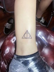 -SNOW TATTOO STUDIO