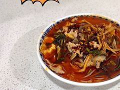 三鲜螺蛳粉-西环肥仔螺蛳粉(南宁第一分店)