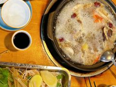 -金鼎雪山牦牛杂火锅(理县总店)