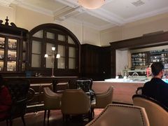 -LONG BAR 廊吧(外滩华尔道夫酒店)