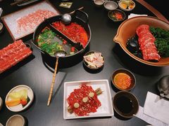 -三出山火锅(南京万象天地店)