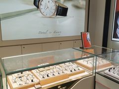 -亨吉利世界名表中心(砂之船奥莱店)