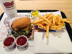 -The Habit Burger Grill 哈比特汉堡(复兴soho店)