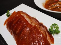 酥香嫩果木烤鸭-正德楼果木烤鸭·渔家菜(东港店)