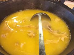 -鲜入围煮花胶鸡海鲜火锅