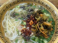 -正宗李家土鸡米线店